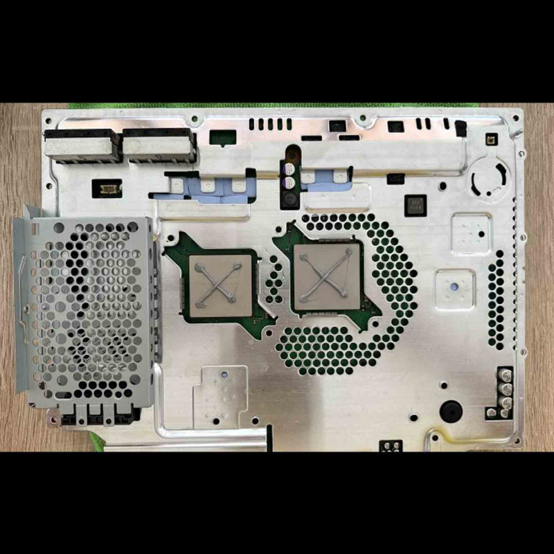 Sony PlayStation 3 – PS3 – FAT – PAL- CECHC04